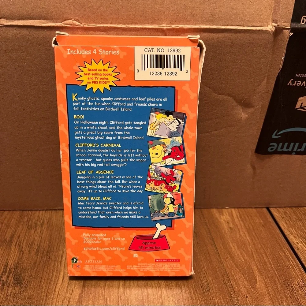 Scholastic Clifford VHS Set